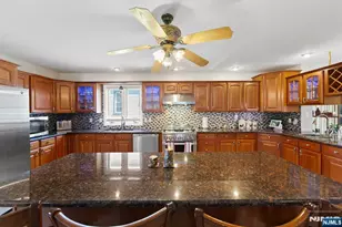 536 Second Ave, Lyndhurst Township, NJ 07071 - Photo 23
