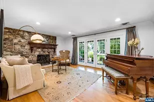 8 White Pine Rd, Upper Saddle River, NJ 07458 - Photo 5
