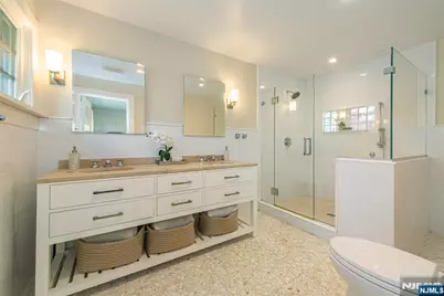 104 Gates Avenue, Montclair, NJ 07042 - Photo 35