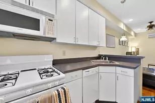 358 3rd Street 3R, Hoboken, NJ 07030 - Photo 7