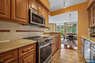 10 Smith Manor Blvd 114, West Orange Township, NJ 07052 - Photo 13