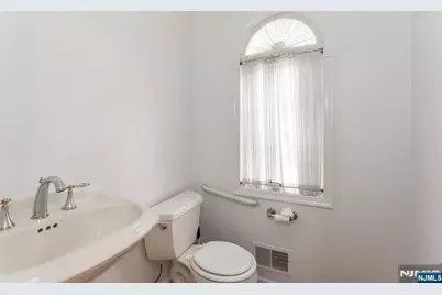 1108 Smith Manor Boulevard 55 #55, West Orange Township, NJ 07052 - Photo 25