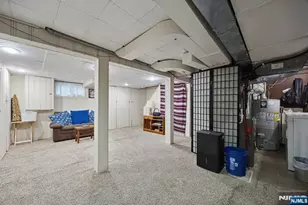 394 Burlington Rd, Paramus, NJ 07652 - Photo 25