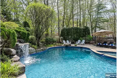 8 Mill Glen Court, Upper Saddle River, NJ 07458 - Photo 49