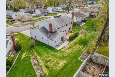 72 Pilgrim Drive, Clifton, NJ 07013 - Photo 31