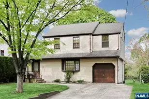 405 Terhune Ave, Paramus, NJ 07652 - Photo 5