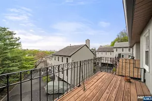 31 Hooks Ln, Edgewater, NJ 07020 - Photo 19