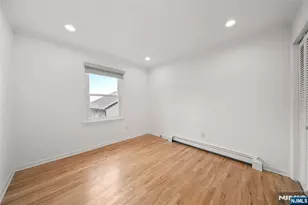 31 Hooks Ln, Edgewater, NJ 07020 - Photo 23
