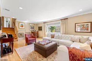 15 Stuckler Ln, Wayne, NJ 07470 - Photo 9