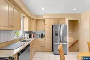 15 Stuckler Ln, Wayne, NJ 07470 - Photo 13