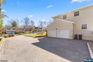 15 Stuckler Ln, Wayne, NJ 07470 - Photo 3