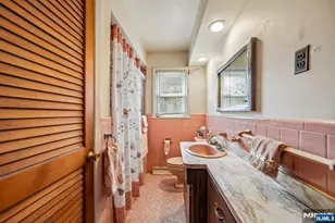 31 Division St, Bloomfield, NJ 07003 - Photo 15