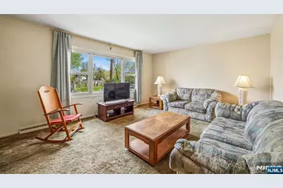 31 Division Street, Bloomfield, NJ 07003 - Photo 5