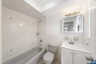 338 S 10th St, Newark, NJ 07103 - Photo 29