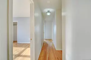 102 Gall Ct, Elmwood Park, NJ 07407 - Photo 9