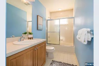 17 Pacio Court 2017 #2017, Roseland, NJ 07068 - Photo 27