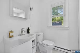 85 Whitney Rd, Millburn, NJ 07078 - Photo 17