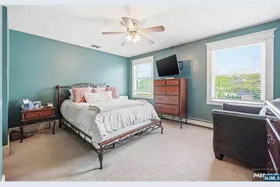 158 Johnson Avenue, Dumont, NJ 07628 - Photo 15