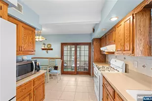 216 5th St, Ridgefield Park, NJ 07660 - Photo 11