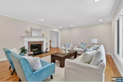 36 Thackeray Drive, Millburn, NJ 07078 - Photo 5