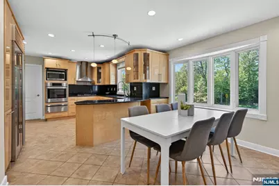 36 Thackeray Drive, Millburn, NJ 07078 - Photo 7