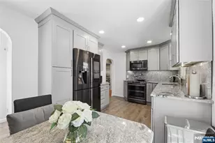 1005 Carnation Dr, New Milford, NJ 07646 - Photo 23