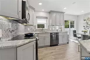 1005 Carnation Dr, New Milford, NJ 07646 - Photo 25