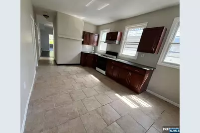 132 Mapes Avenue, Newark, NJ 07112 - Photo 23