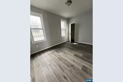 132 Mapes Avenue, Newark, NJ 07112 - Photo 13