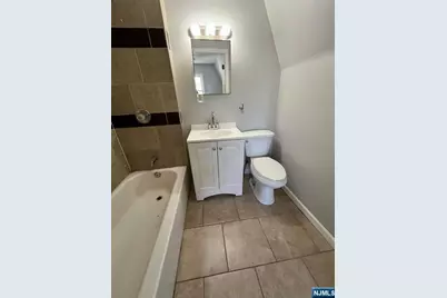 132 Mapes Avenue, Newark, NJ 07112 - Photo 33