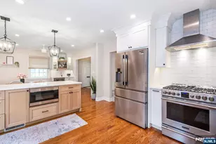 161 Cottage Rd, Wyckoff Township, NJ 07481 - Photo 7