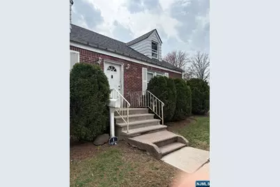 137 Oakland Street, Englewood, NJ 07631 - Photo 1