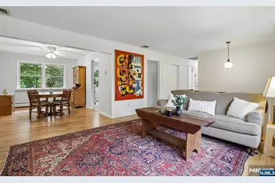 32 Addison Place, Ramsey, NJ 07446 - Photo 5