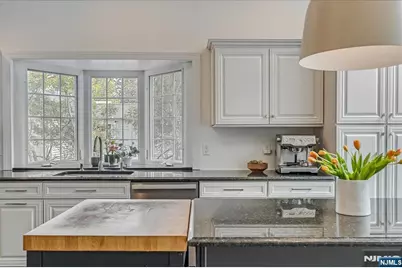 8-10 Lessing Road, West Orange Township, NJ 07052 - Photo 9