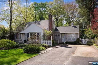 60 Oak Avenue, Tenafly, NJ 07670 - Photo 1