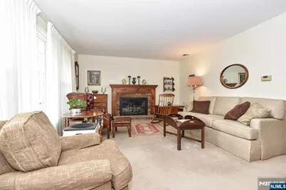 60 Highland Road, Bloomingdale, NJ 07403 - Photo 5