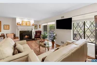 44 Holiday Court, River Vale Township, NJ 07675 - Photo 13