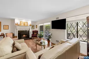 44 Holiday Ct, River Vale Township, NJ 07675 - Photo 13