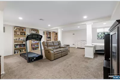 44 Holiday Court, River Vale Township, NJ 07675 - Photo 27
