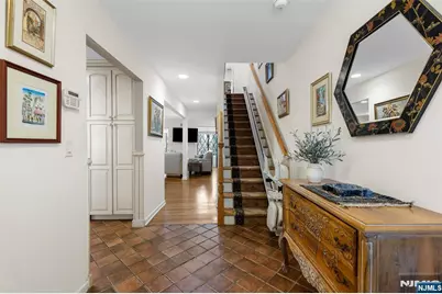 44 Holiday Court, River Vale Township, NJ 07675 - Photo 5