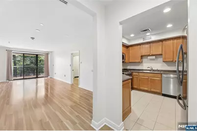 1 Orient Way 204 #204, Rutherford, NJ 07070 - Photo 9