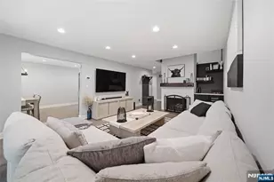 113 Macleish Ct, Mahwah, NJ 07430 - Photo 17