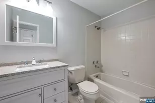 107 Mark Twain Way, Mahwah, NJ 07430 - Photo 19