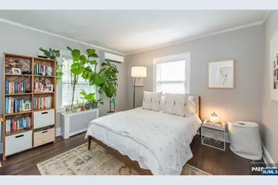 34 Oakwood Avenue, Montclair, NJ 07043 - Photo 37