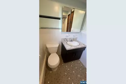 281 Main Street, East Rutherford, NJ 07073 - Photo 19