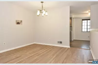 3707 Mark Twain Way, Mahwah, NJ 07430 - Photo 9