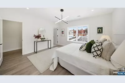28 Irving Street, Montclair, NJ 07042 - Photo 15