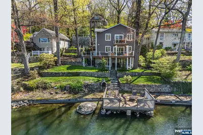 393 Lakeview Avenue, Ringwood, NJ 07456 - Photo 1