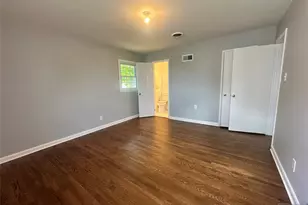 43 Bender Dr, Clifton, NJ 07013 - Photo 17