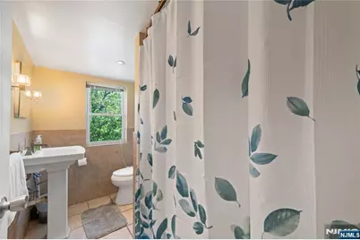 9 Leopold Terrace, Clifton, NJ 07011 - Photo 13